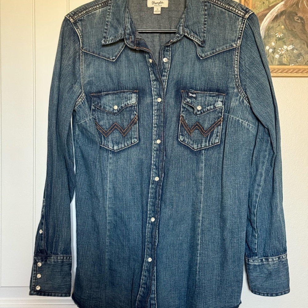 Women’s Wrangler Denim Western Shirt